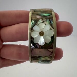 Vintage Mexican Abalone & Mother of Pearl Flower Inlay Cuff Bracelet Boho